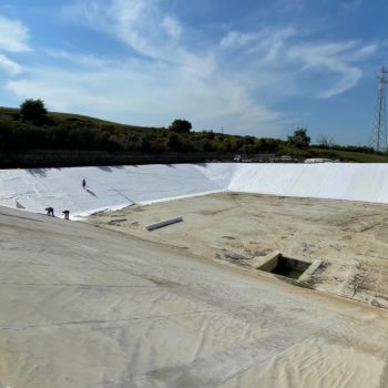 Bacino di irrigazione in TPO