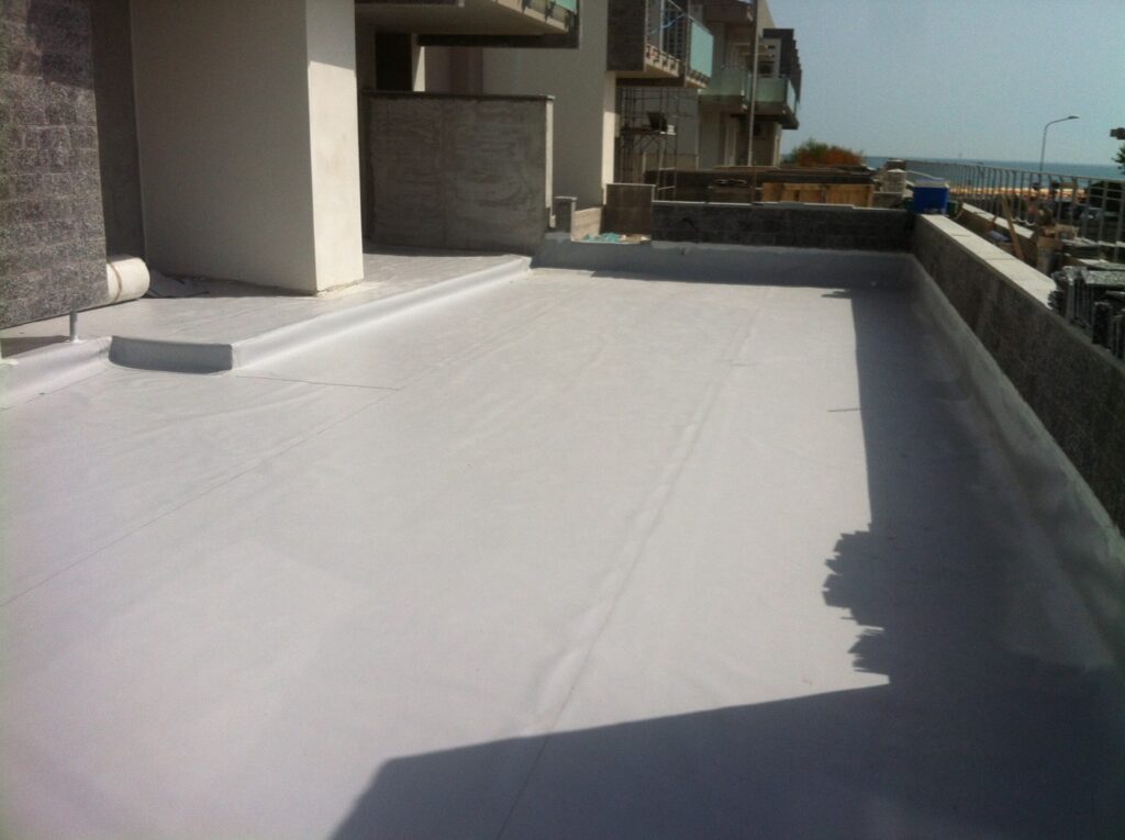 Posa PVC giardino pensile